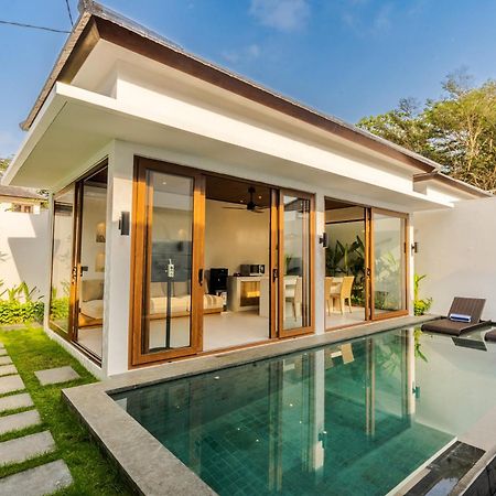 J4 Villas Sanur Exterior foto