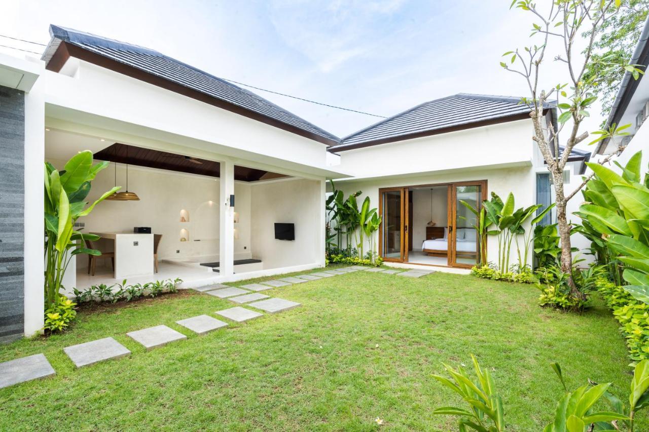 J4 Villas Sanur Exterior foto