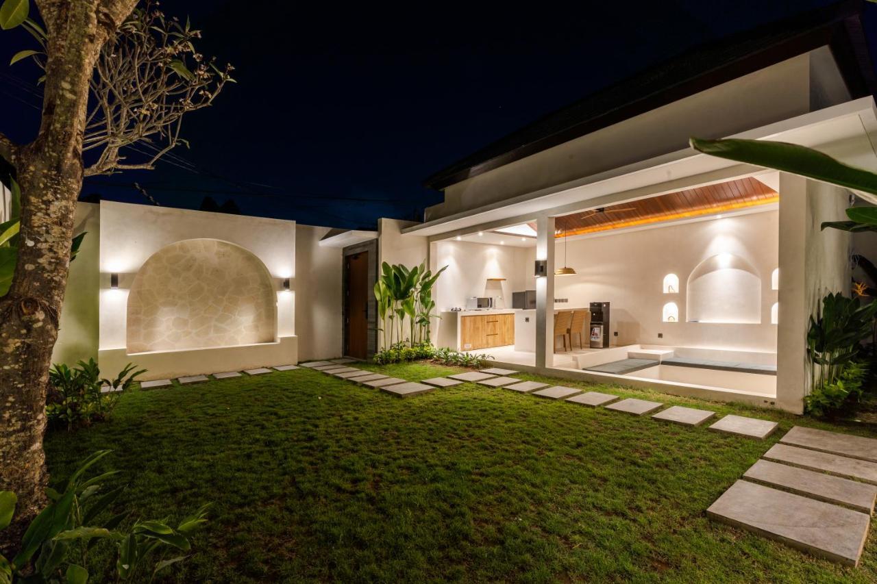 J4 Villas Sanur Exterior foto