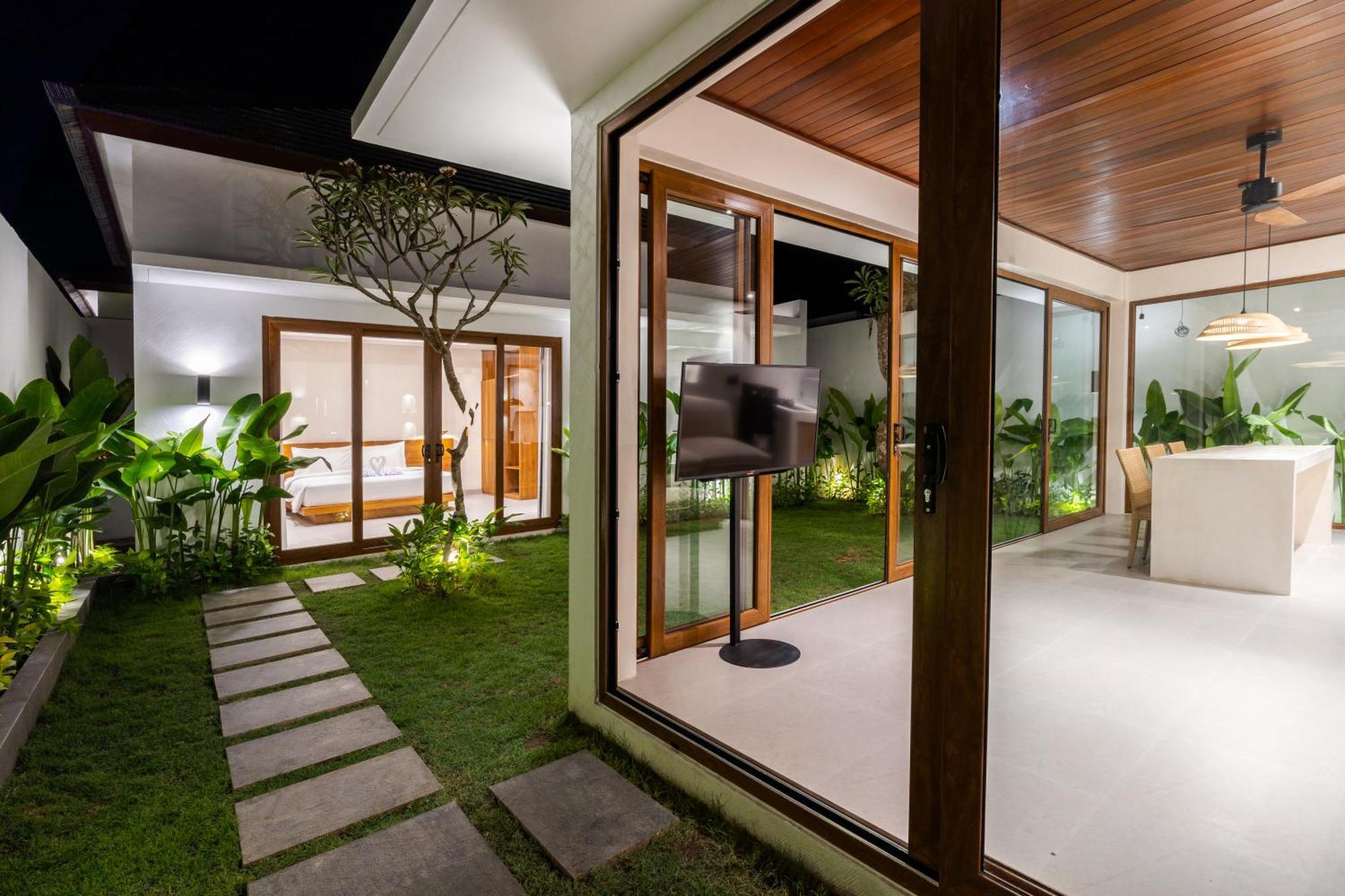 J4 Villas Sanur Exterior foto